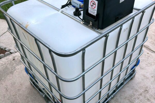 Fresh Water Tank With Pump (275 Gallons)